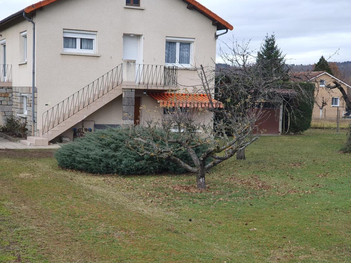 La Bourzede Apartment Langeac Bagian luar foto