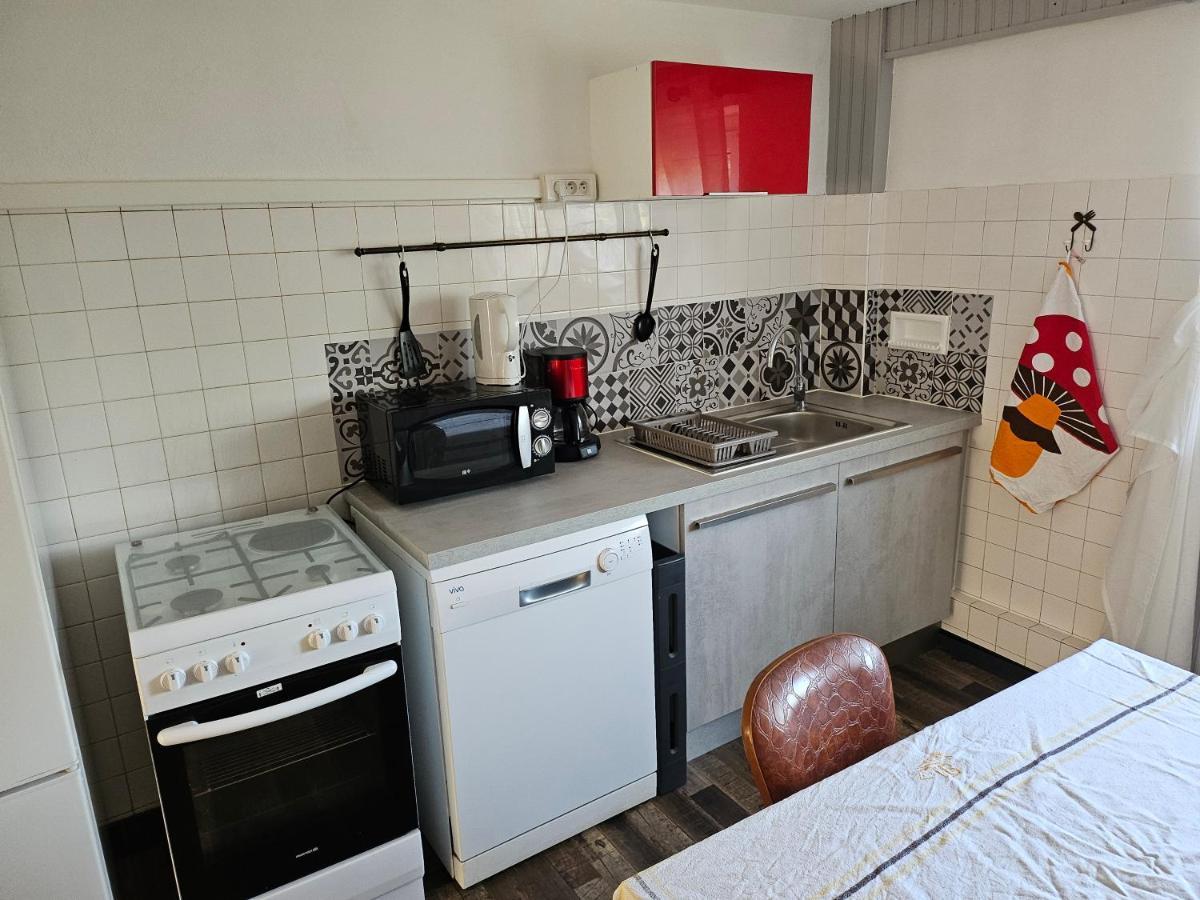 La Bourzede Apartment Langeac Bagian luar foto